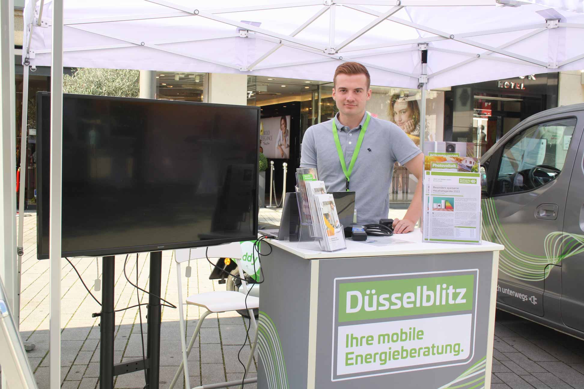 Impressionen Energiespartag Bild eines Standes am Energiespartag